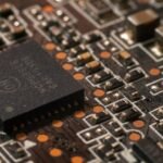 Arista Networks vs Intel 2026: 39% Margins vs Foundry Cash Burn image-246