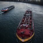Oil Prices Dip as Trump Signals No Iran Strike, But Hormuz Attacks Continue image-43